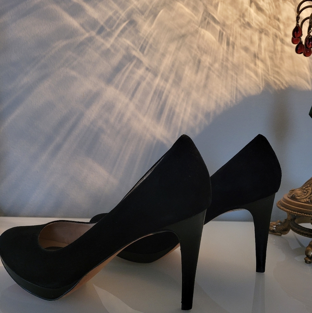 Cole Haan Black Suede Heels. Size 10.5